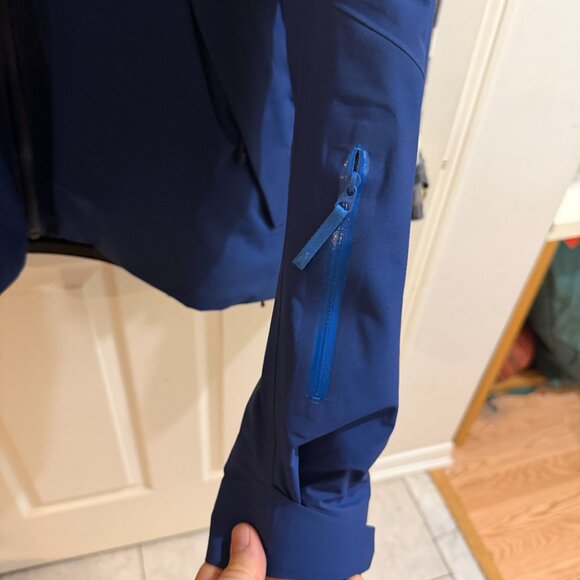 Arc'teryx Shuksan Jacket - XL - Picture 4 of 6
